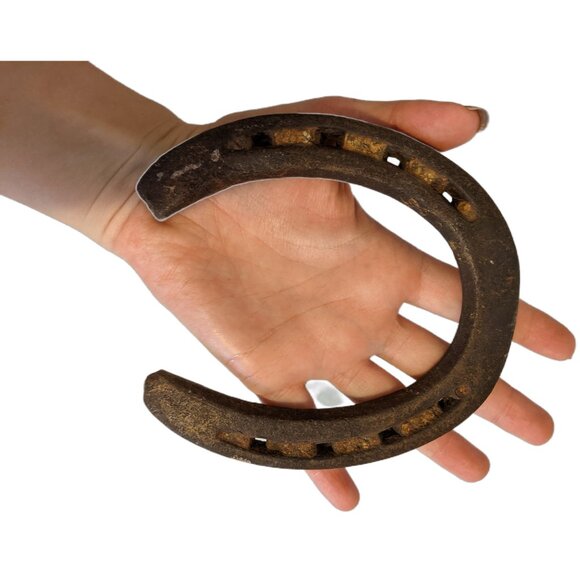 Authentic Rusty Horseshoe Good Luck Charm Rustic Farmhouse Decor Western Retro - Picture 7 of 7